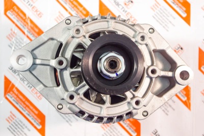 3939028 Генератор 24V, 40A ALTERNATOR для Cummins B Взаимозаменяемые номера: 4988275, 3972731, 3352841